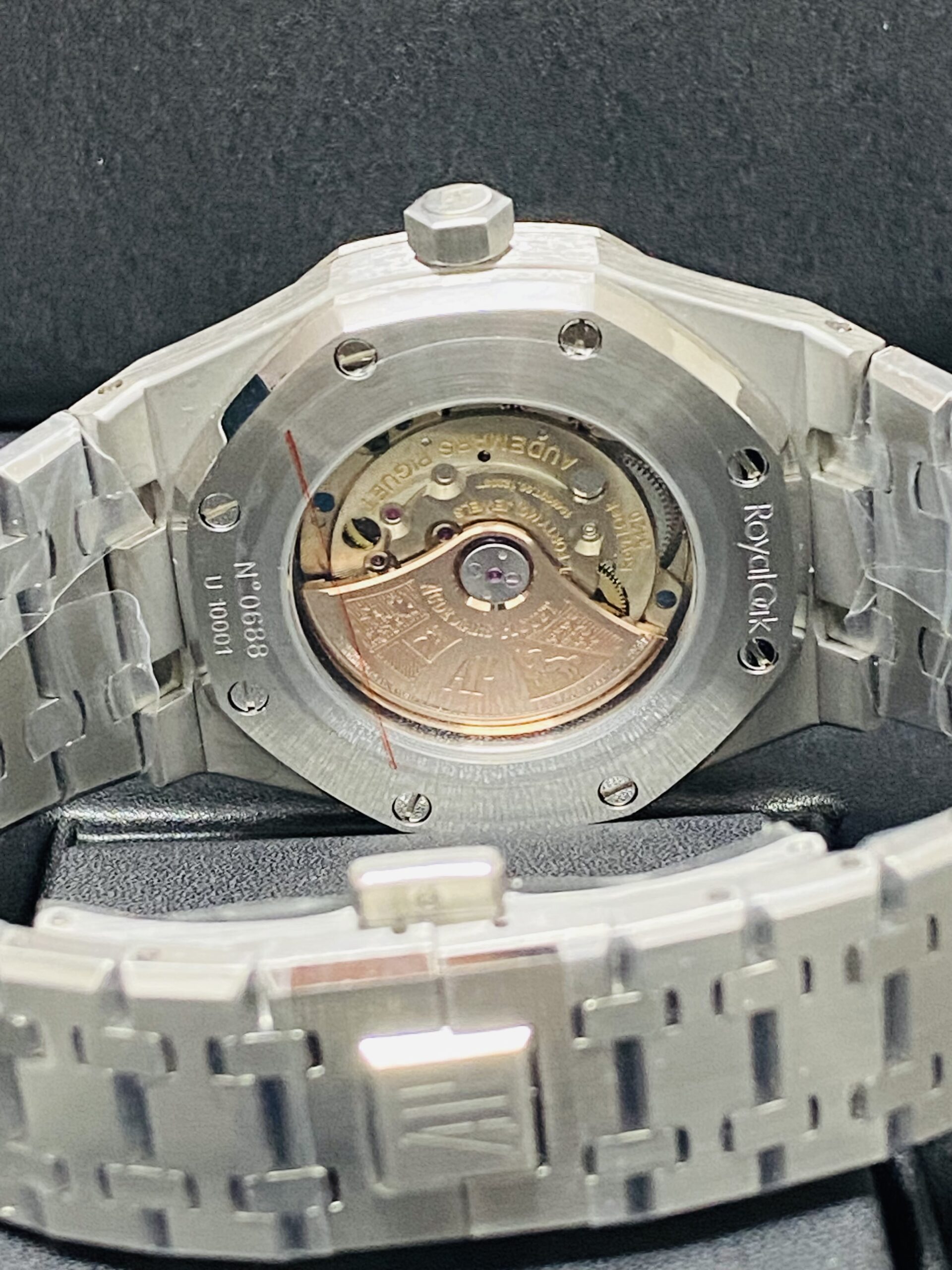 Audemars Piguet replica jumbo 15202BC white gold salmon dial5
