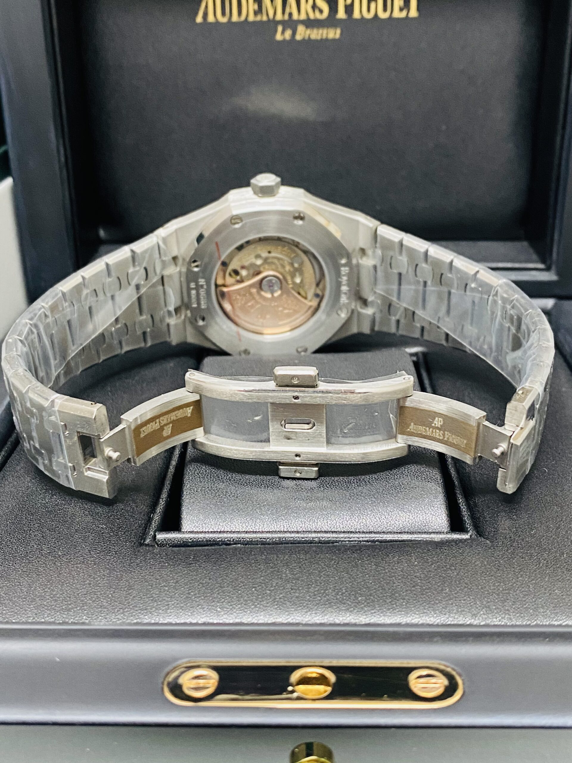 Audemars Piguet replica jumbo 15202BC white gold salmon dial6