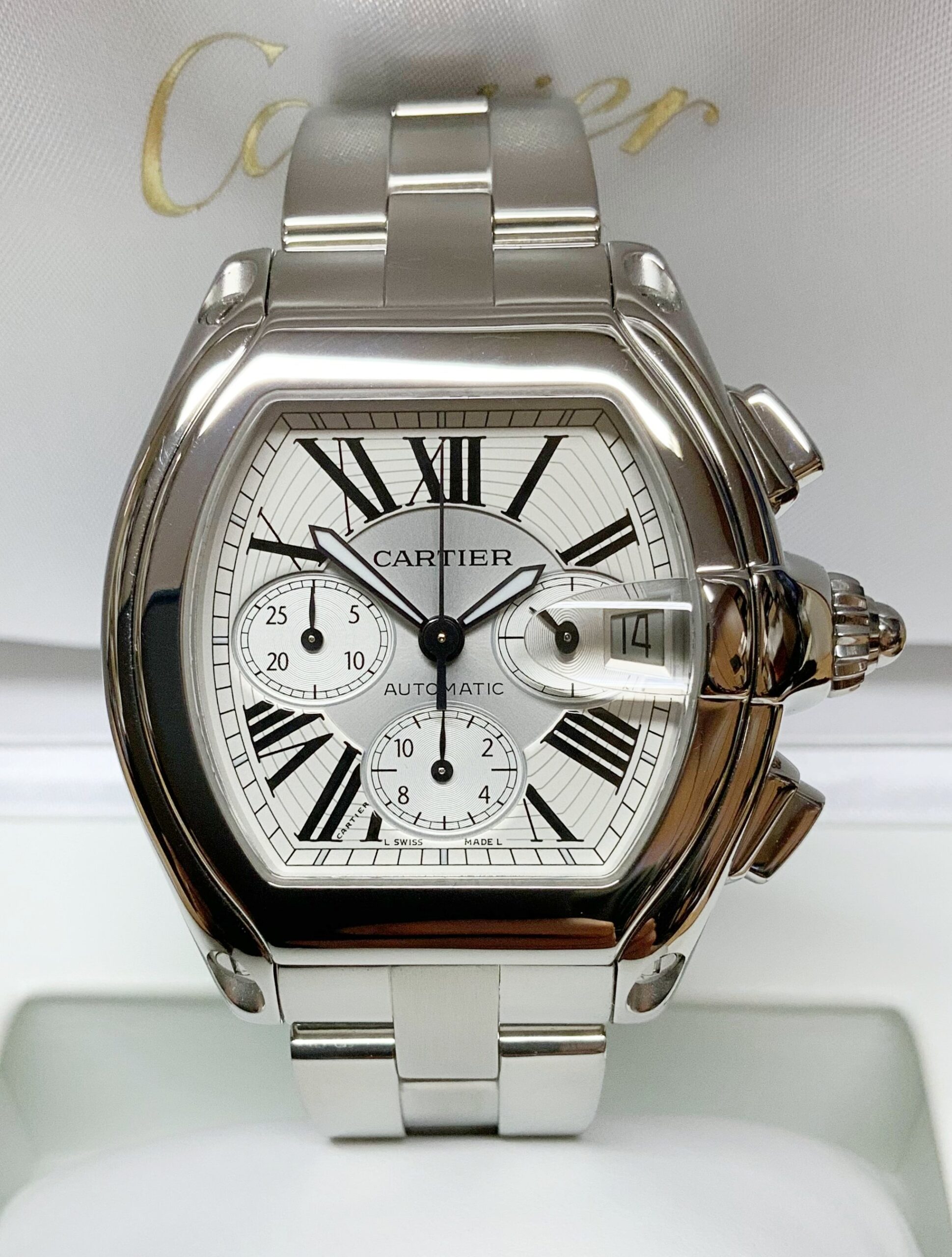 Cartier replica Roadster XL Chronograph White dial2