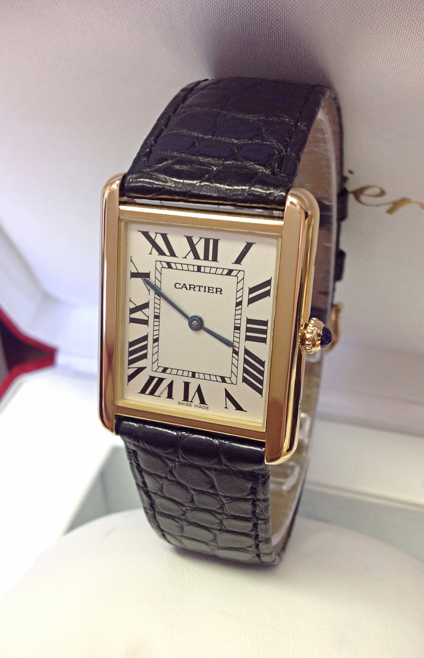 Cartier replica Tank Solo W5200004 Yellow Gold5