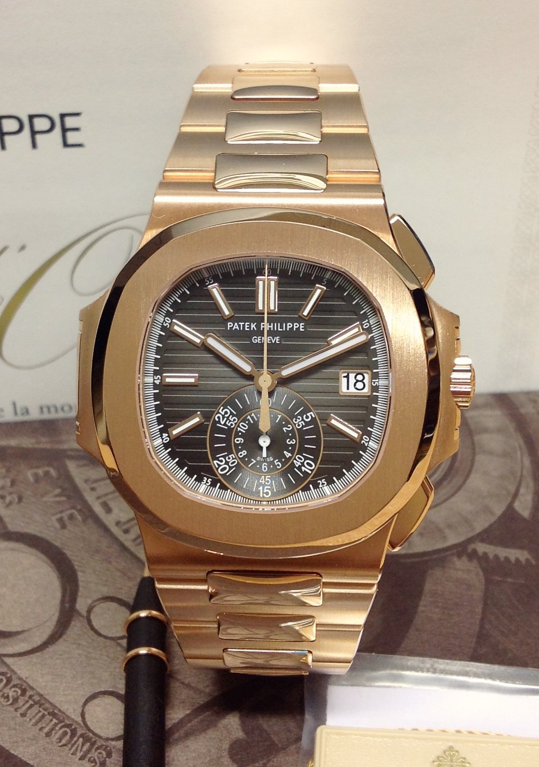 Patek Philippe replica Nautilus 5980:1R-001 Rose Gold-3