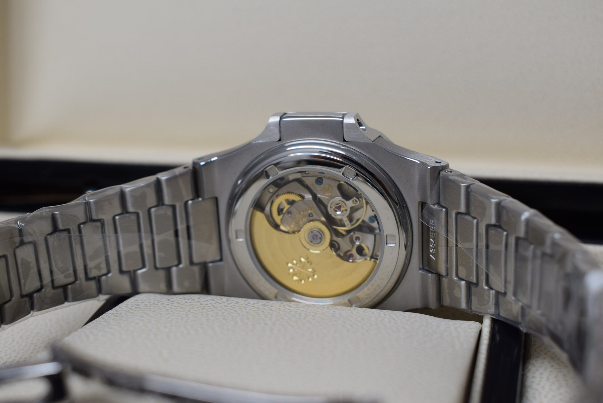 Patek philippe replica nautilus 5711 black dial acciaio12