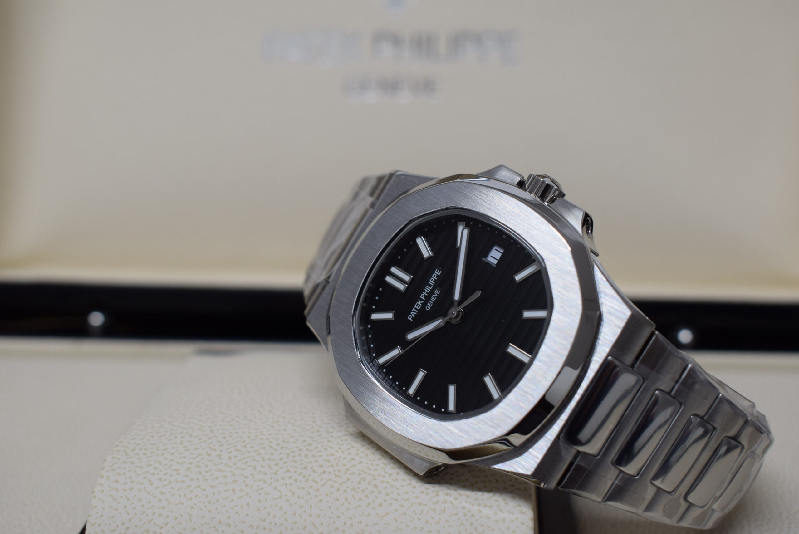 Patek philippe replica nautilus 5711 black dial acciaio7