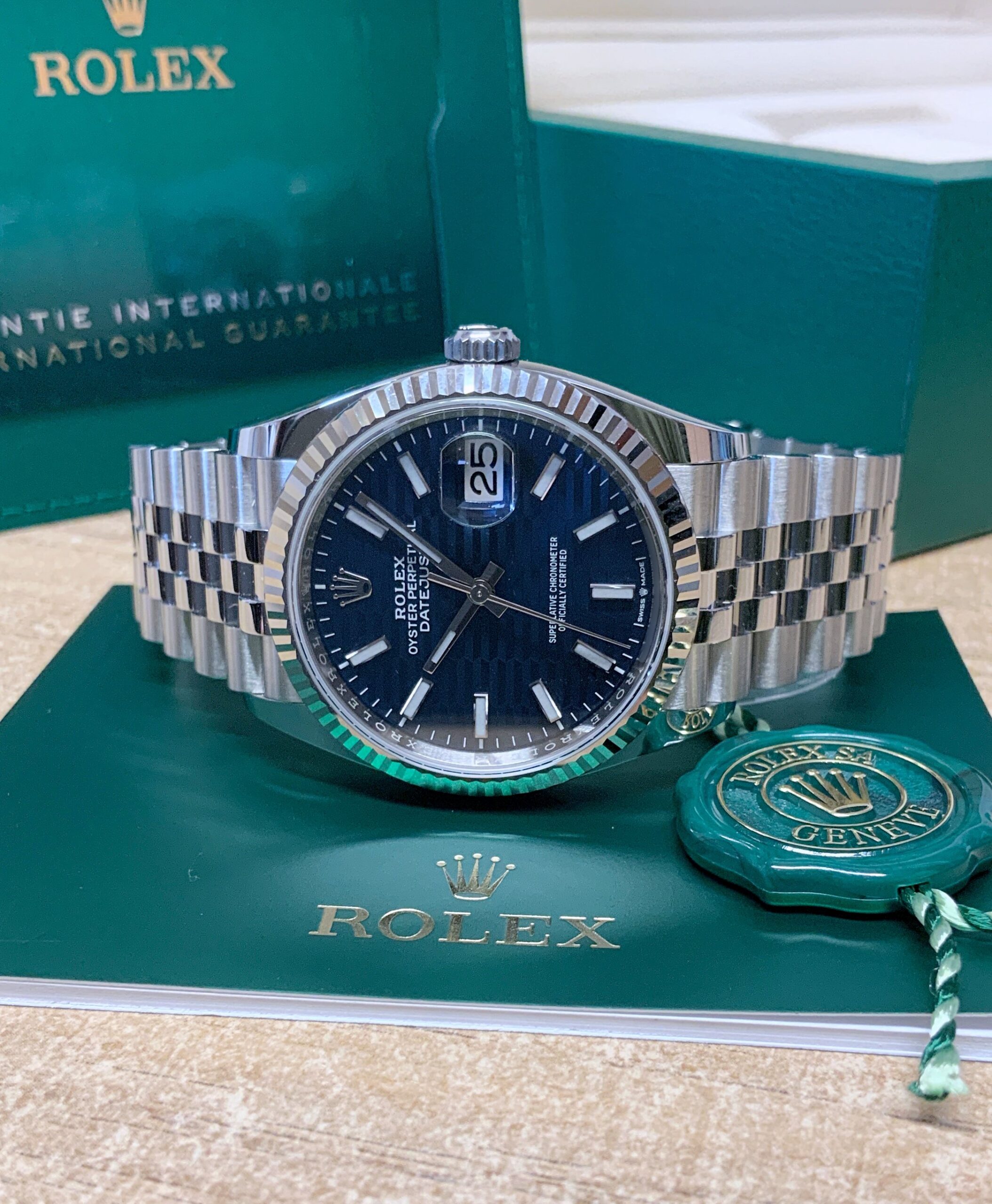 Rolex replica Datejust 36mm 126234 Blue Fluted Motif-6