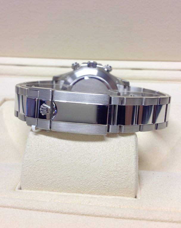 Rolex replica Daytona 116506 Platinum Ice Blue Dial2