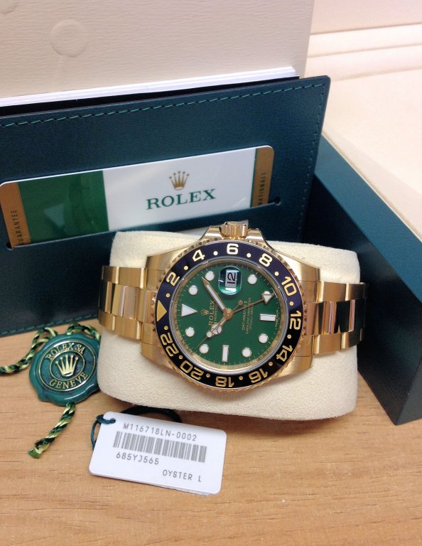 Rolex replica GMT Master II 116718LN Yellow Gold6