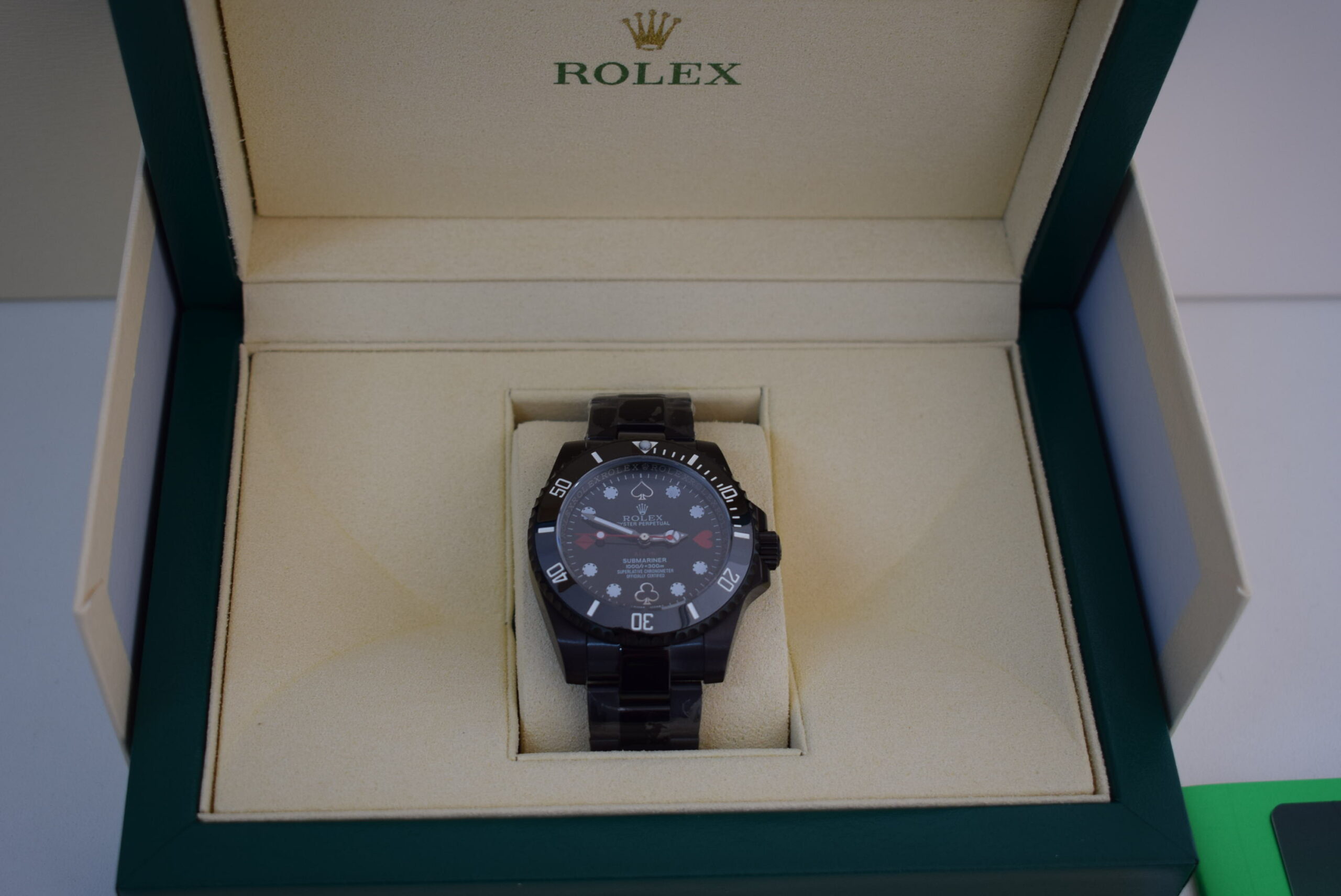 Rolex replica pro-hunter submariner 114060 poker special edition3