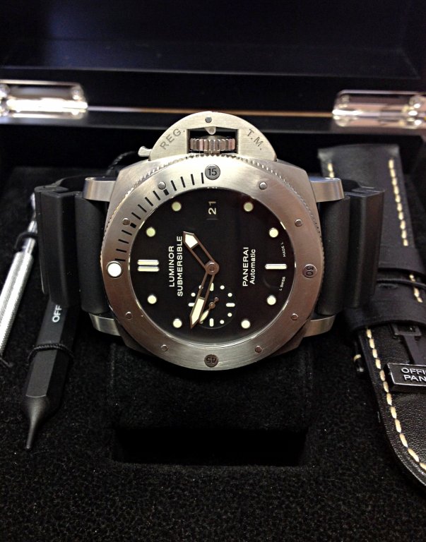 virtuemart_product_Panerai-replica-Luminor-Submersible-PAM00305-orologio-replica-3