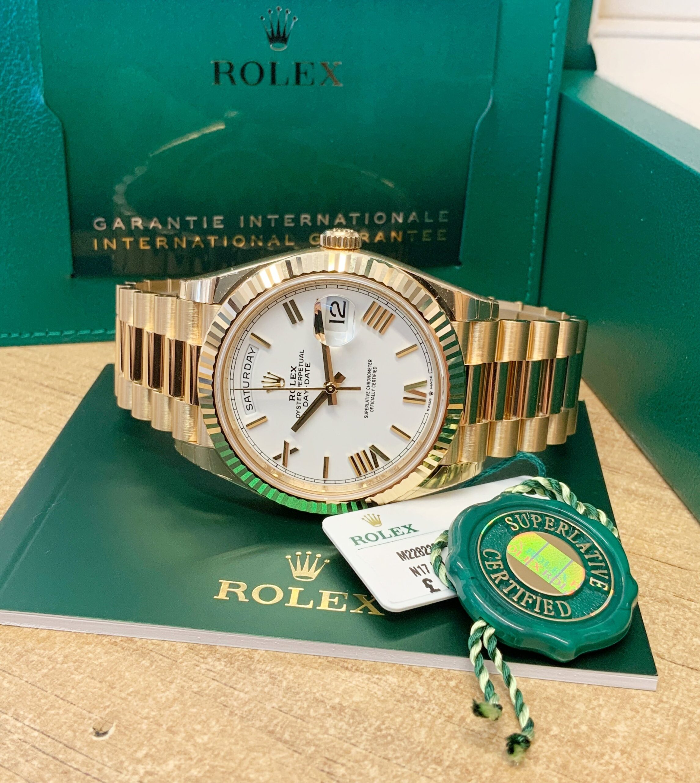 virtuemart_product_Rolex-replica-Day-Date-40-228238-Yellow-Gold-roman-white-dial-7