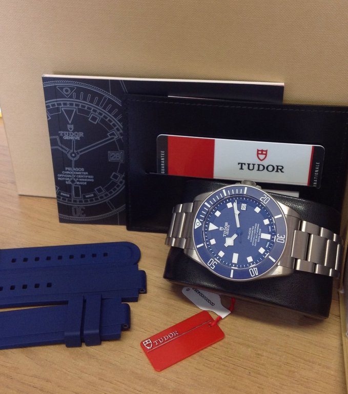 virtuemart_product_Tudor-replica-Pelagos-25600TB-42mm-Titanium-blue-dial3